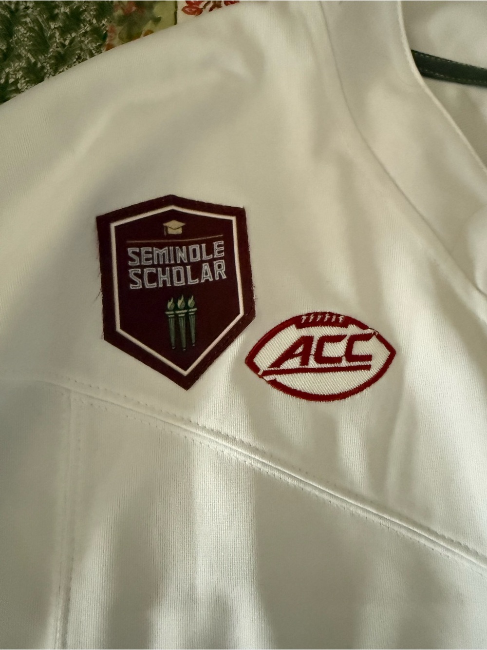 Nike White Jersey with Red and Black Patch — XXXL - Picture 6 of 6